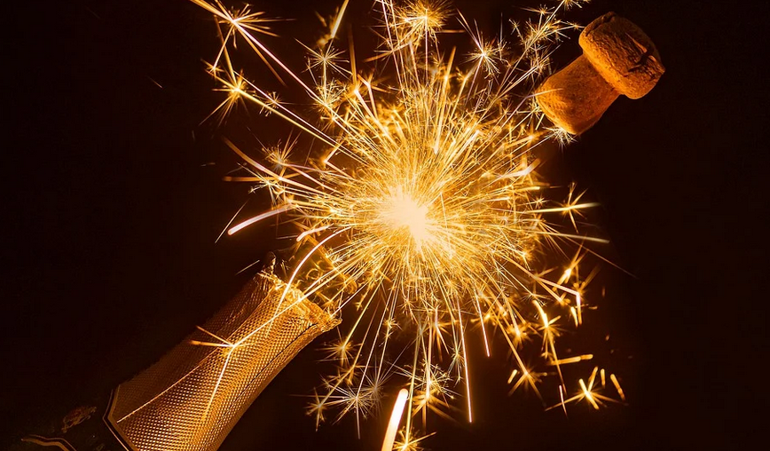 Šumivé víno je skvělým dárkem pro přátele